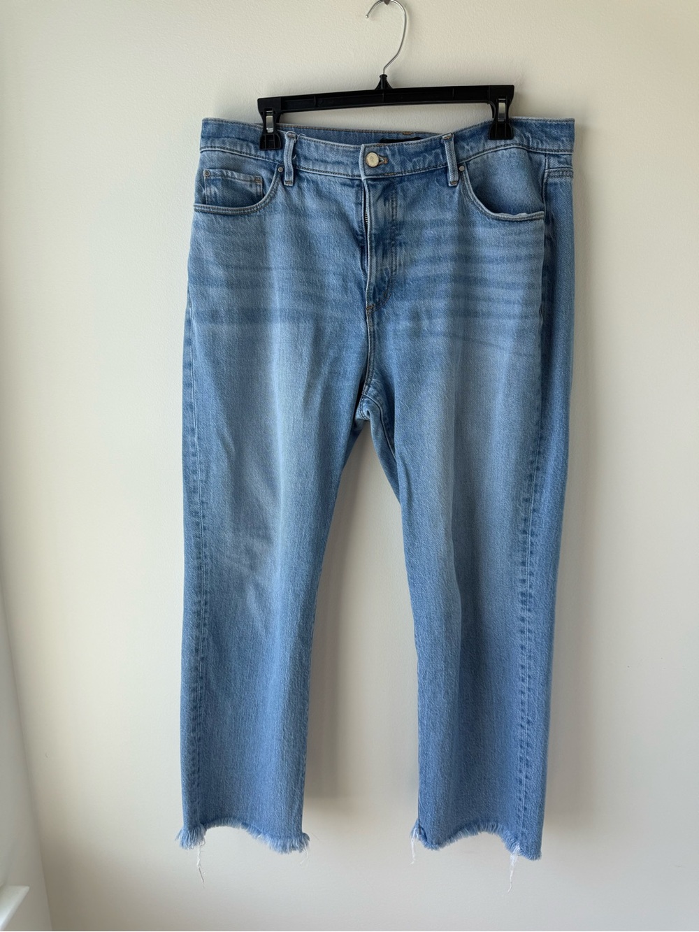 Ann Taylor Light Wash Straight Leg Jeans